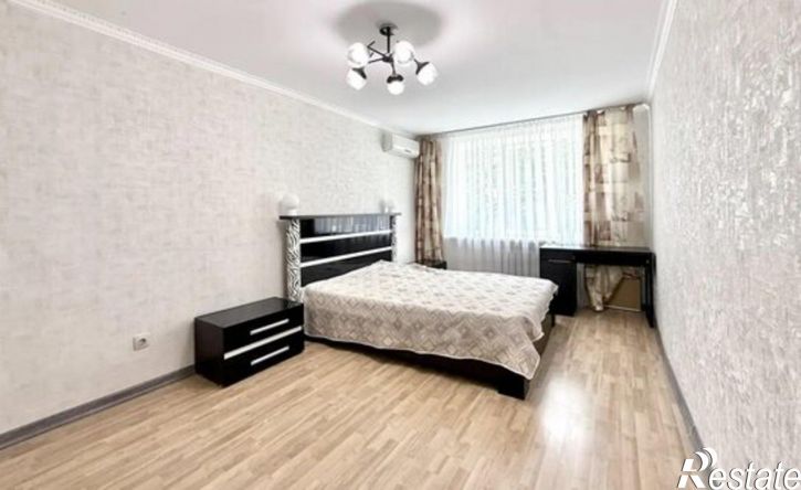 2-комн квартира улица Фроленко, 16,  д. 16