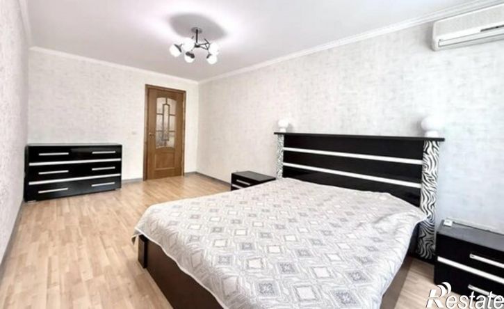 2-комн квартира улица Фроленко, 16,  д. 16