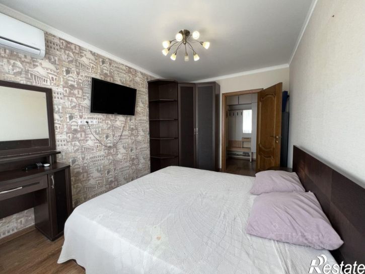 2-комн квартира улица Пирогова, 56,  д. 56