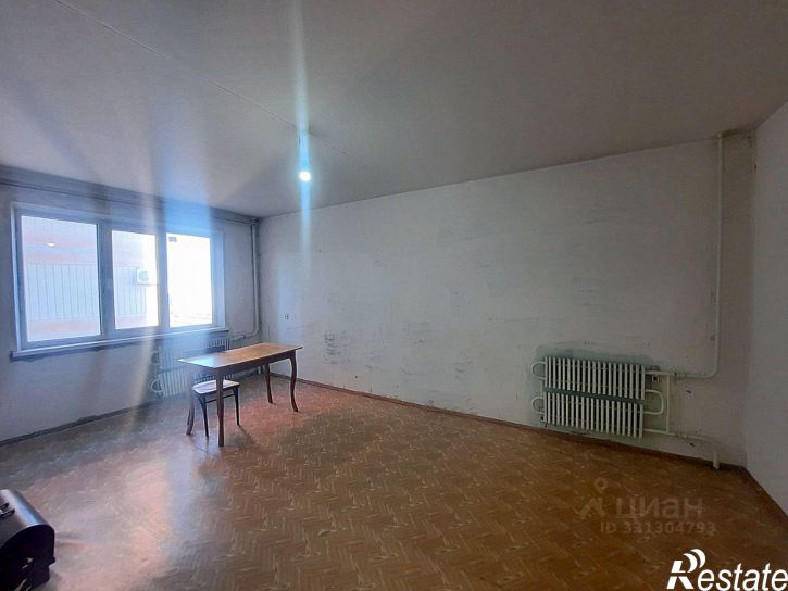 4-комн квартира улица Пирогова, 68/4,  д. 68/4