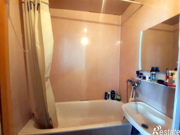 4-комн квартира улица Пирогова, 68/4,  д. 68/4