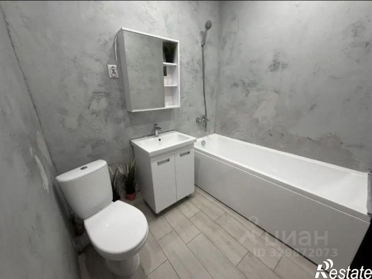 2-комн квартира улица Андрея Голуба, 12к1,  д. 12к1