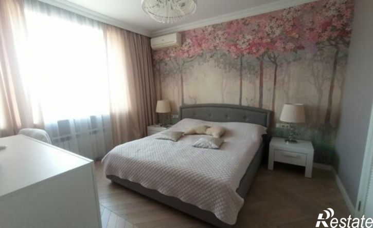 3-комн квартира улица Мира, 331,  д. 331