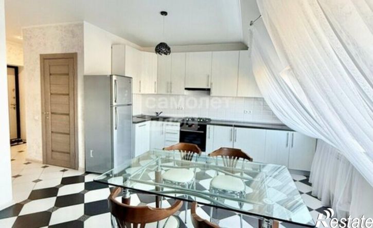 4-комн квартира улица Горького, 34,  д. 34