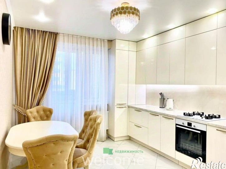 4-комн квартира улица Рогожникова, 23/2к1,  д. 23/2к1