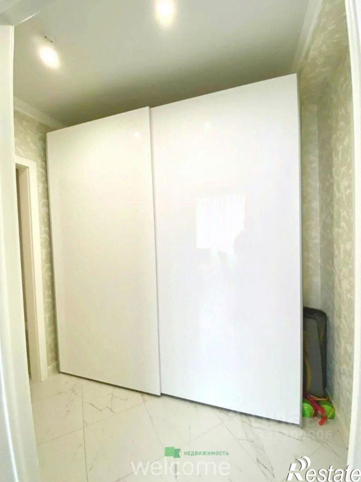 4-комн квартира улица Рогожникова, 23/2к1,  д. 23/2к1