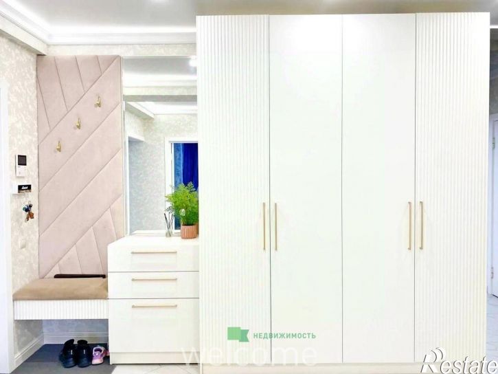 4-комн квартира улица Рогожникова, 23/2к1,  д. 23/2к1