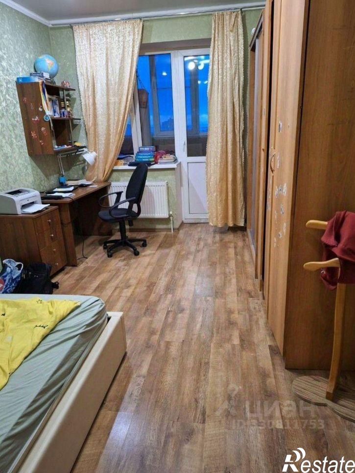3-комн квартира улица 50 лет ВЛКСМ, 113,  д. 113