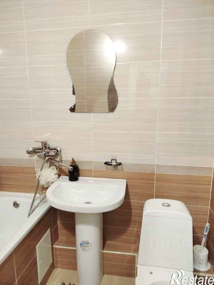 1-комн квартира ул 45 Параллель, 38,  д. 38