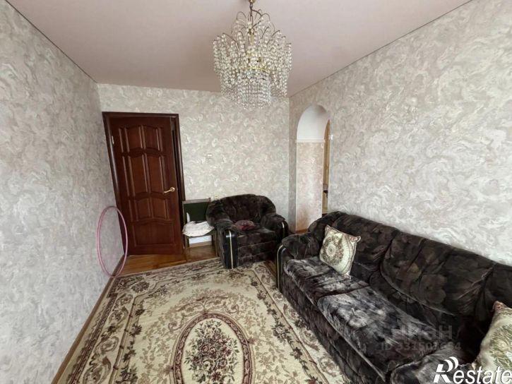 3-комн квартира улица 45-я Параллель, 12,  д. 12