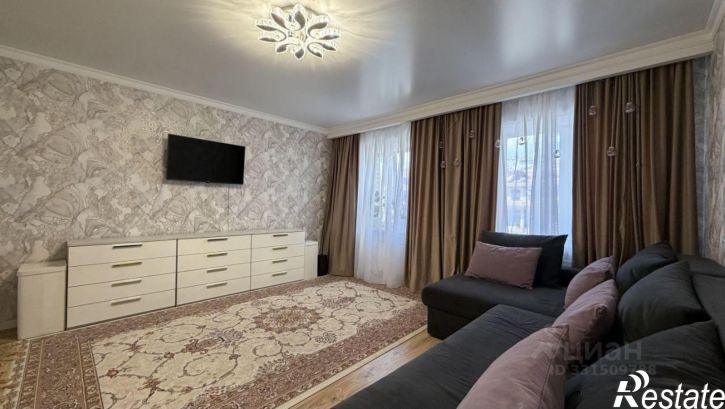 2-комн квартира улица 45-я Параллель, 2,  д. 2