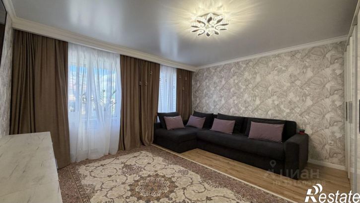 2-комн квартира улица 45-я Параллель, 2,  д. 2