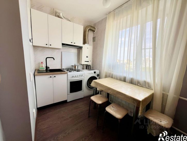 2-комн квартира ул Мира, 280/6,  д. 280/6