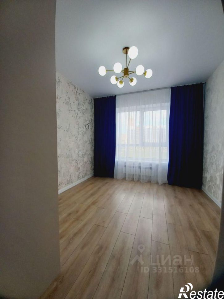 2-комн квартира улица Николая Голодникова, 5