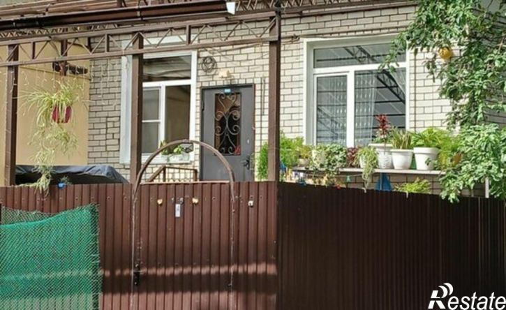 4-комн квартира проспект Октябрьской Революции, 20,  д. 20
