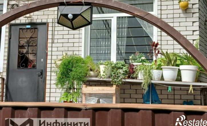 4-комн квартира проспект Октябрьской Революции, 20,  д. 20