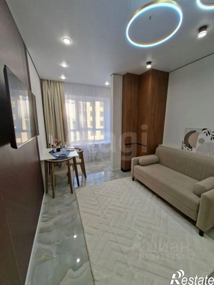 2-комн квартира улица Николая Голодникова, 7 к3,  д. 7 к3