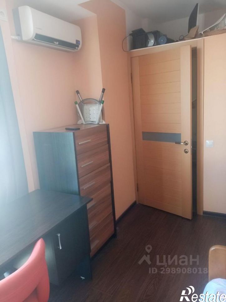 4-комн квартира ул Пирогова, 98/1,  д. 98/1