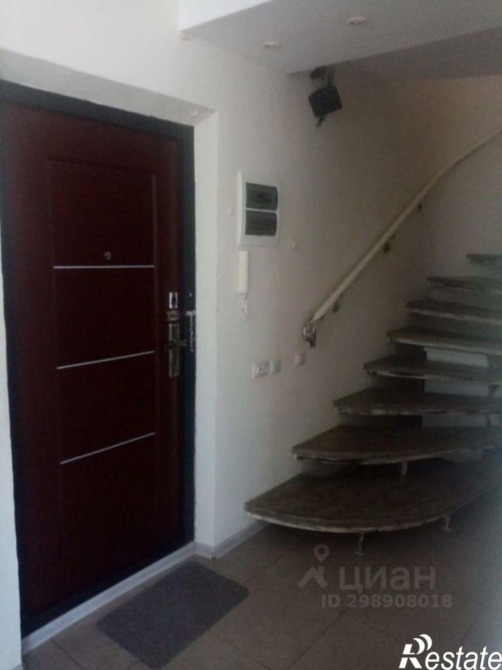 4-комн квартира ул Пирогова, 98/1,  д. 98/1