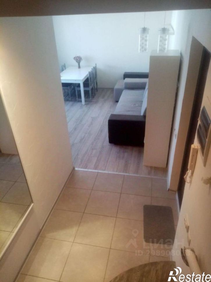 4-комн квартира ул Пирогова, 98/1,  д. 98/1