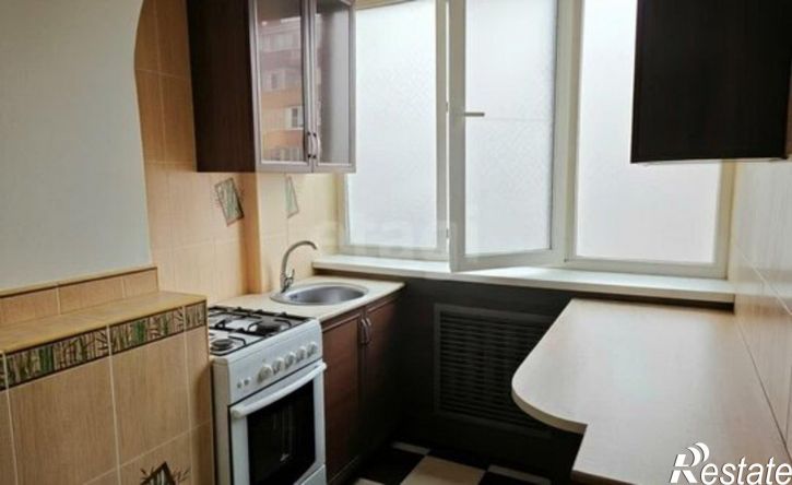 3-комн квартира ул 45 Параллель, 26,  д. 26