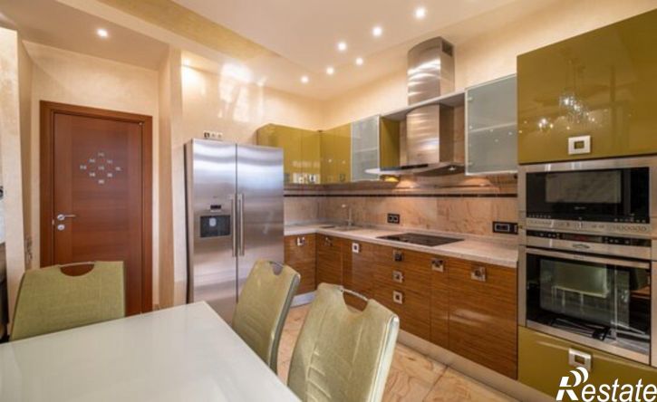 4-комн квартира ул Мира, 331,  д. 331