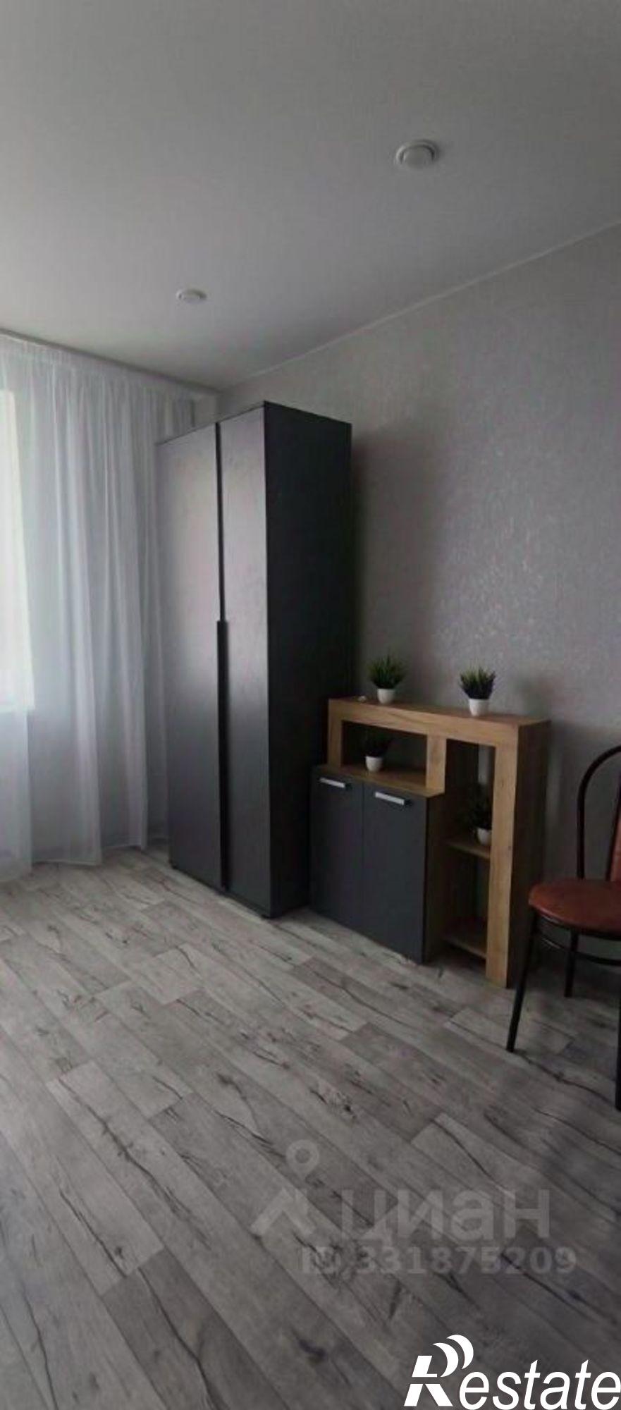 Сдать комнату за 13 000 рублей на пр-кт Юности, 3/2