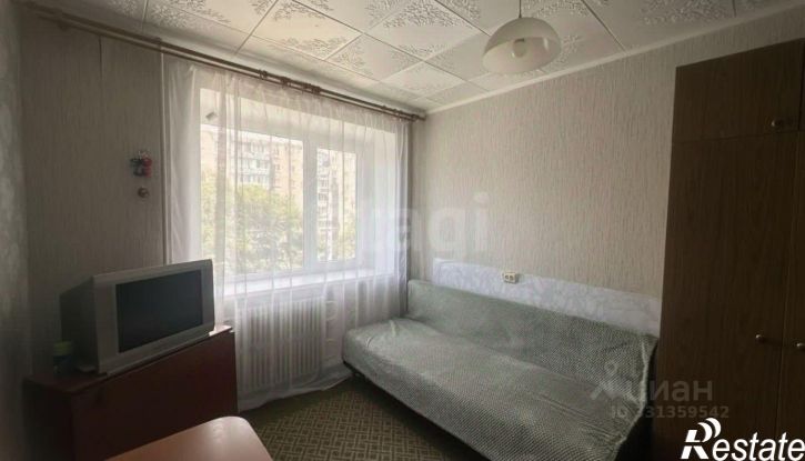 Комната пр-кт Юности, 3/2,  д. 3/2