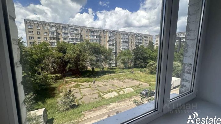 Комната пр-кт Юности, 3/2,  д. 3/2