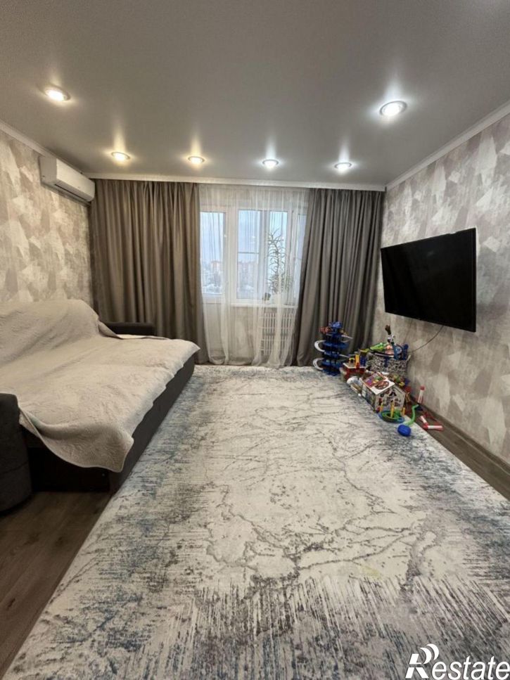 3-комн квартира ул Биологическая, 10,  д. 10