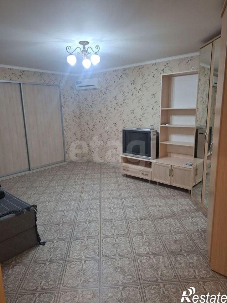 3-комн квартира ул Маршала Жукова, 42,  д. 42