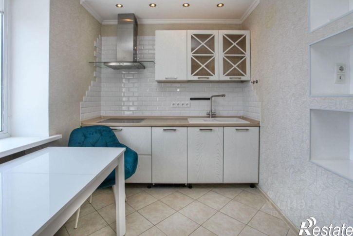 2-комн квартира ул Космонавтов, 2,  д. 2