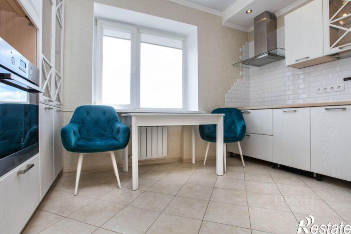 2-комн квартира ул Космонавтов, 2,  д. 2