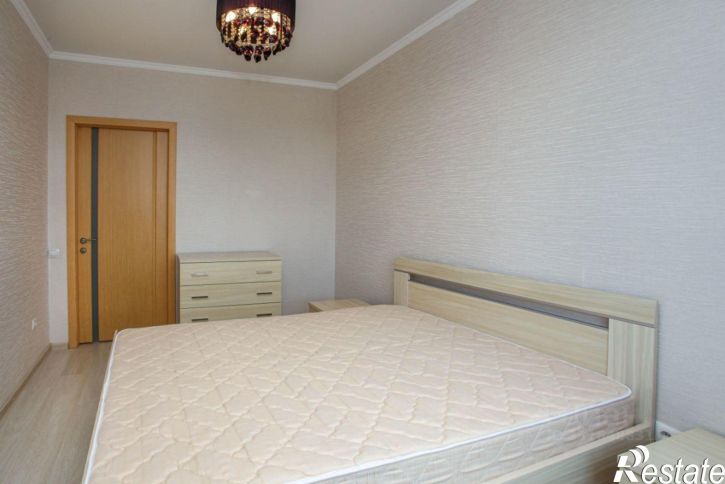 2-комн квартира ул Космонавтов, 2,  д. 2