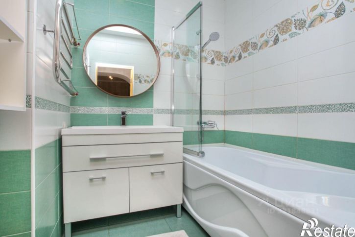 2-комн квартира ул Космонавтов, 2,  д. 2