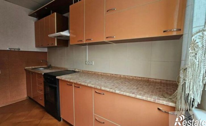 3-комн квартира ул Космонавтов, 12,  д. 12
