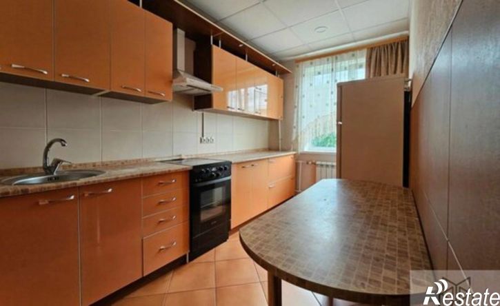 3-комн квартира ул Космонавтов, 12,  д. 12