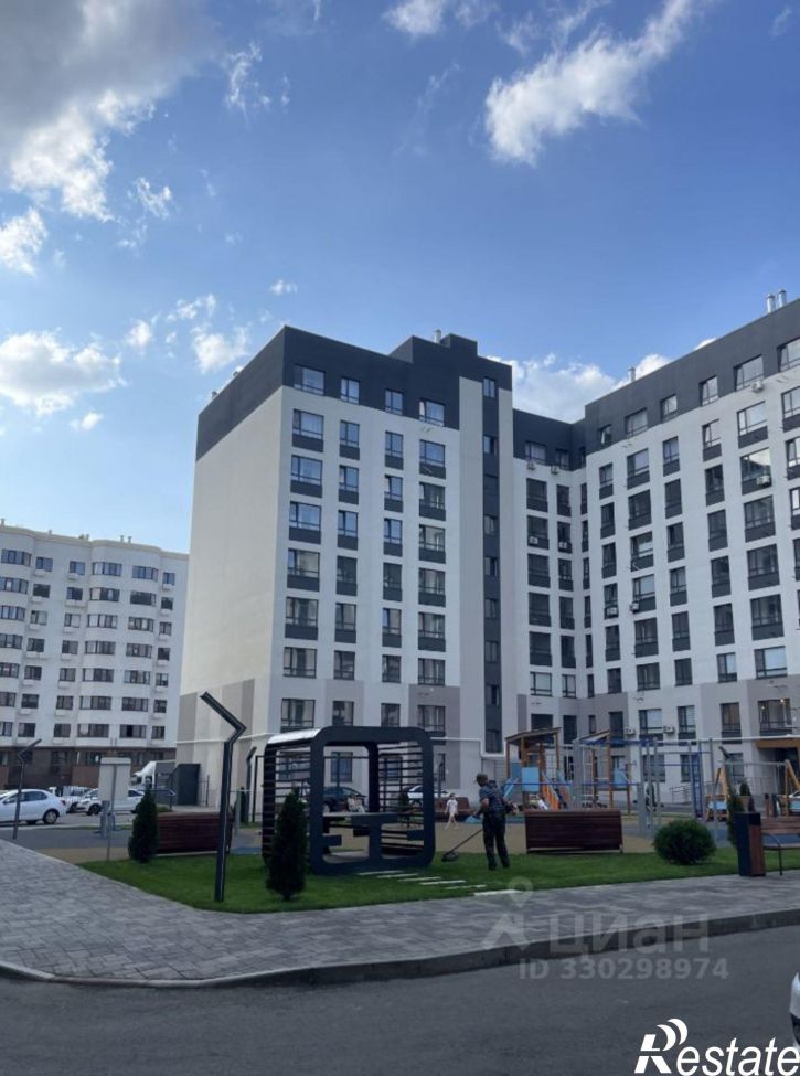 1-комн квартира ул 45 Параллель, 83,  д. 83