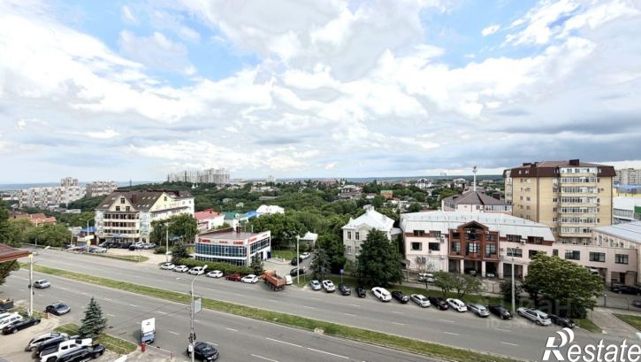 3-комн квартира ул Артема, 16А,  д. 16А
