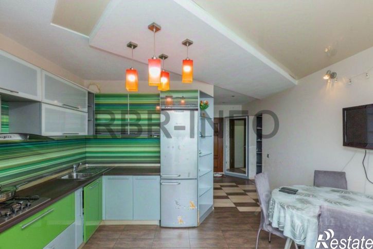 2-комн квартира ул Пирогова, 92,  д. 92