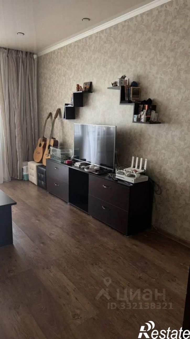 4-комн квартира ул Тухачевского, 15,  д. 15