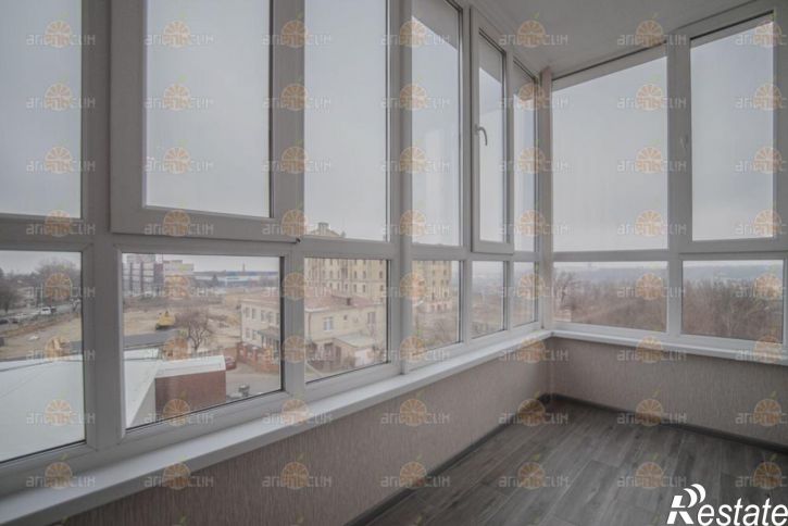 2-комн квартира Апанасенковская, 12/1