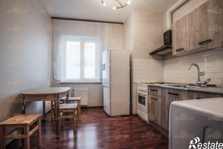 2-комн квартира Апанасенковская, 12/1