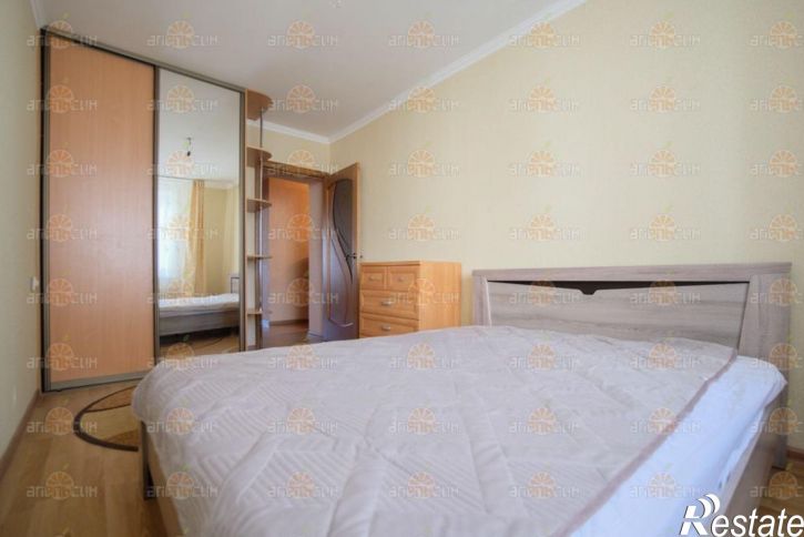 3-комн квартира 45 параллель, 11/2