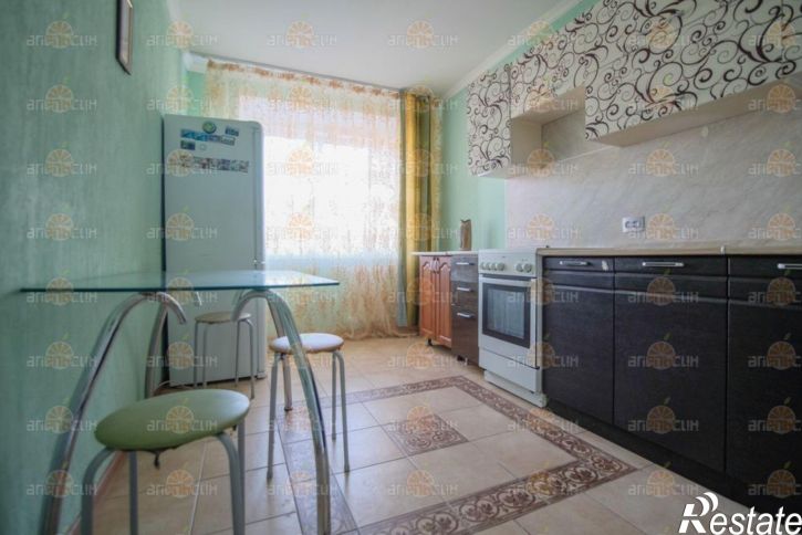 3-комн квартира 45 параллель, 11/2