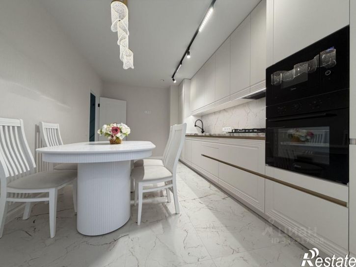 2-комн квартира ул Андрея Голуба, 14,  д. 14