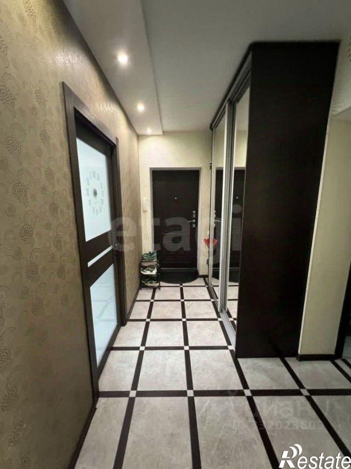 3-комн квартира пр-кт Кулакова, 67/3,  д. 67/3