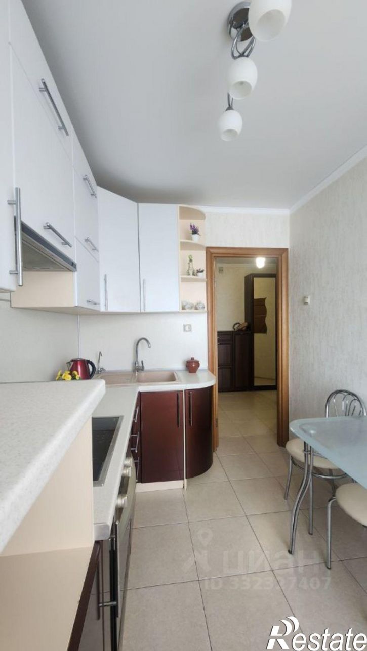 3-комн квартира ул Доваторцев, 50/1,  д. 50/1