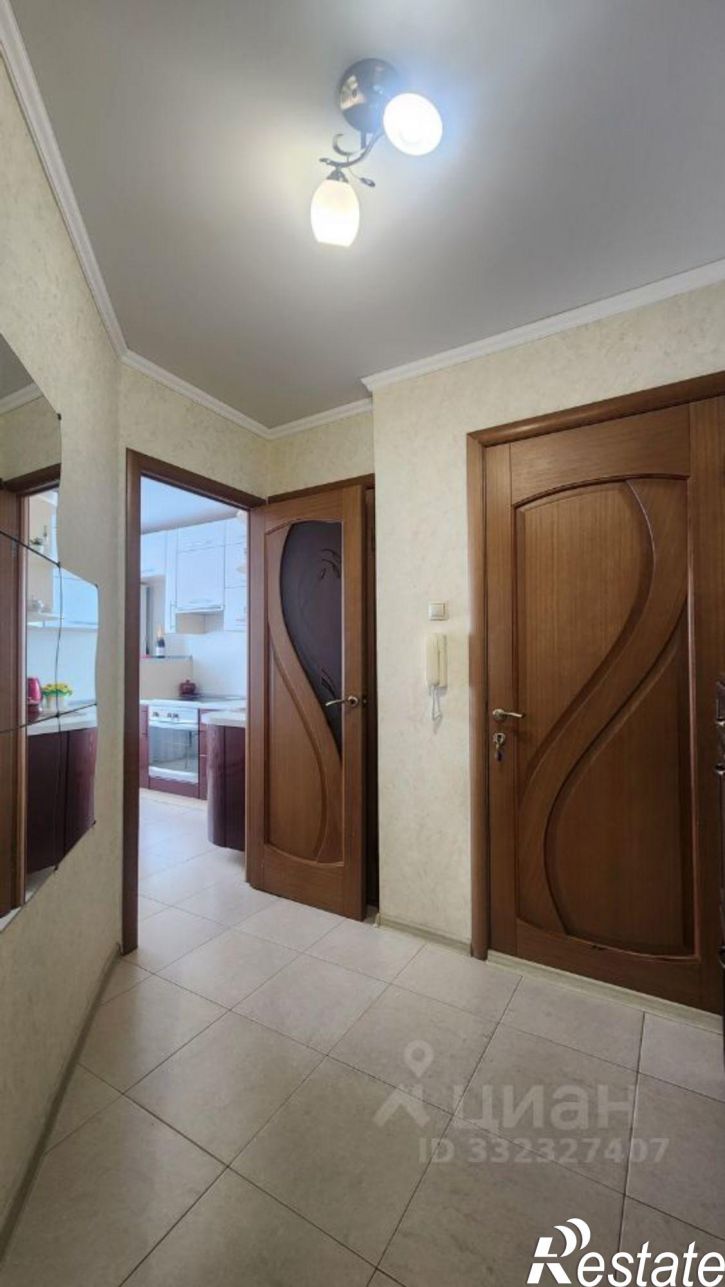 3-комн квартира ул Доваторцев, 50/1,  д. 50/1