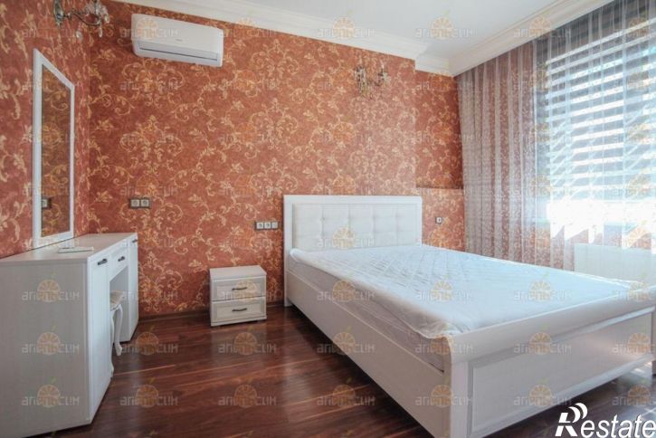 2-комн квартира Спартака, 2